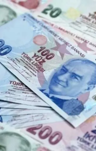 Bayramda çalışan milyonlarca kişiyi ilgilendiriyor: İşçinin bayram mesaisi nasıl hesaplanır?