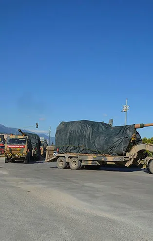 Suriye sınırına askeri sevkiyat