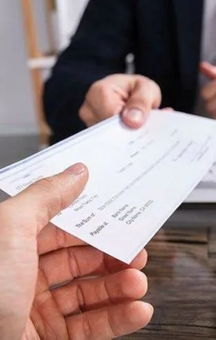 Devreden KDV yüküne ‘çek’ formülü: Yazılan her çek üç ay vadeli yazılsın
