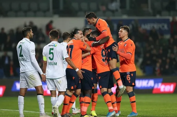 medipol-basaksehir-1-1-ittifak-holding-konyaspor-mac-sonucu-1576523714223.jpeg Medipol Başakşehir 1-1 İttifak Holding Konyaspor | MAÇ SONUCU-1