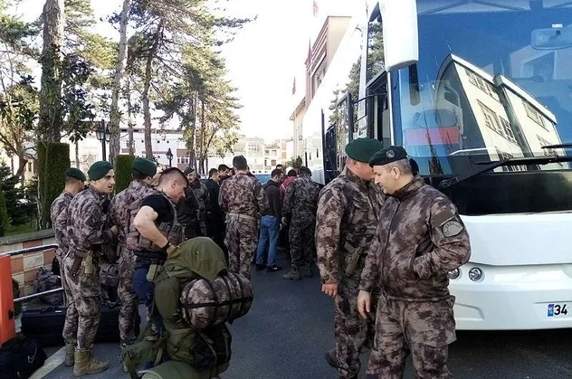 Son dakika: Bakan Soylu duyurmuştu...  Polis Özel Harekat, sınır hattına gidiyor!