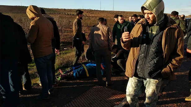 Son dakika: Şanlıurfa'da feci kaza! Öğrenci servisi ile işçi servisi çarpıştı-3