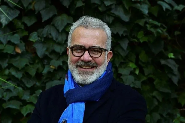 ak-parti-grup-baskanvekili-yenisehirlioglu-ve-oglu-afyonkarahisarda-trafik-kazasinda-yaralandi-1686279065033.jpeg AK Parti Grup Başkanvekili Yenişehirlioğlu ve oğlu Afyonkarahisar'da trafik kazasında yaralandı-4