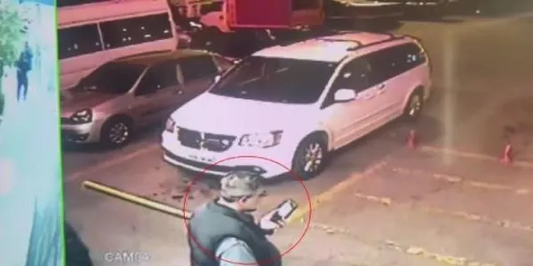 mardinde-cipteki-5-irakli-infaz-edilmisti-kan-akan-olayda-teror-suphesi-arabayi-durdurdu-icindekileri-oldurdu-1690484242810.jpeg Mardin'de cipteki 5 Iraklı infaz edilmişti! Kan akan olayda terör şüphesi: 'Arabayı durdurdu, içindekileri öldürdü'-10