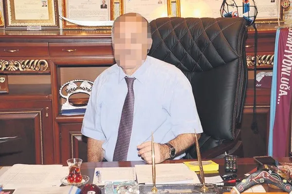 Beykoz Kaymakamı A.K. ormanda uygunsuz halde yakalandı! Ardından otomobiliyle magandalık yaptı-2