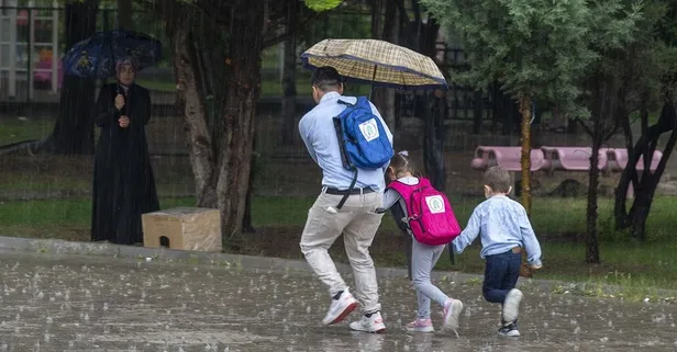 Mersin ve Antalya'da eğitime ara! Kaymakamlık duyurdu: 7 ilçede okullar tatil