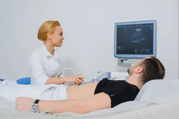 dr-nafiz-karagozoglu-degerlendirdi-gorumce-baskisi-1654199803344.jpeg Dr. Nafiz Karagözoğlu değerlendirdi: Görümce baskısı-3