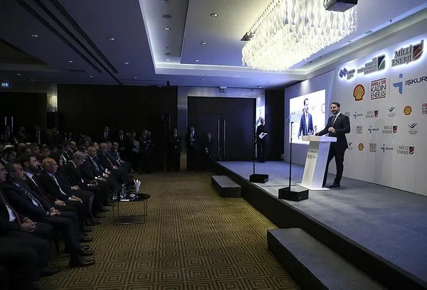 Bakan Albayrak: Türkiye hedeflerine kadın erkek, yekvücut olarak ilerliyor-2