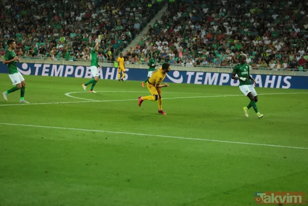 Malatyasporlu futbolcu Fabien Farnolle'e Slovenya'da ırkçı saldırı! - 30