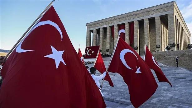 10-kasim-toreni-saygi-durusu-saat-kacta-bayrak-ne-zaman-yariya-iner-siren-sesi-kac-dakika-surecek-10-kasim-sir-1668059628558.jpg 10 Kasım töreni (saygı duruşu) saat kaçta? Bayrak ne zaman, nasıl yarıya iner? 10 Kasım siren sesi ve İstiklal Marşı kaç dakika?-3