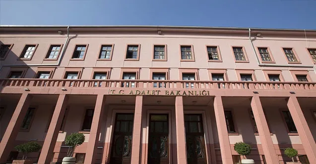 Adalet Bakanlığı yüzlerce personel alacak! İşte başvuru şartları-2