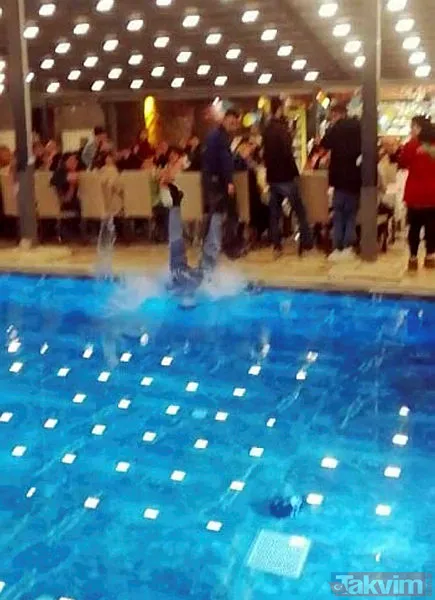 Mustafa Keser moral gecesinde dengesini kaybetti havuza düştü! Neye uğradığını şaşıran Mustafa Keser'in yardıma koşan ise... - 4