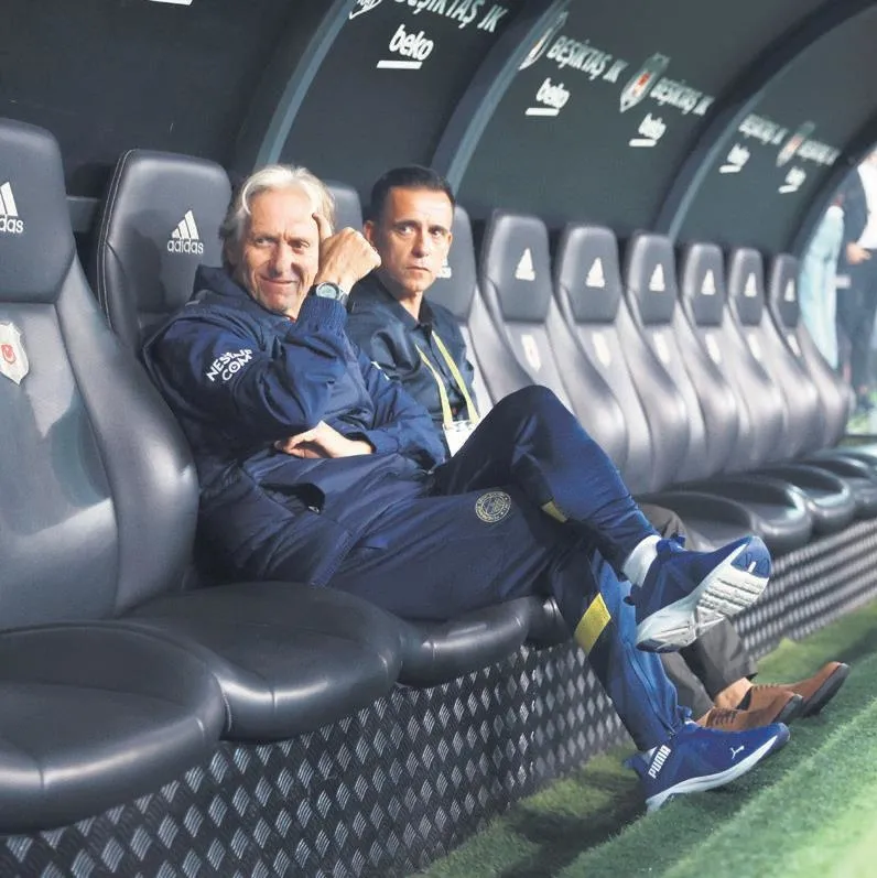 Kanarya Jesus’a teklife hazır