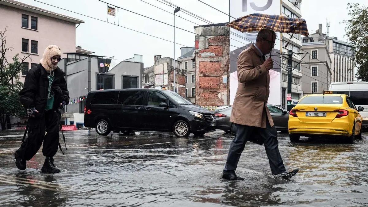 Hava durumu raporu yayımlandı: 18 ile sarı 1 ile turuncu kodlu alarm! 29 Ekim'de yağmur var mı?