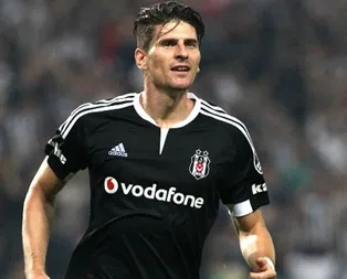 Gomez’den kritik Beşiktaş paylaşımı!