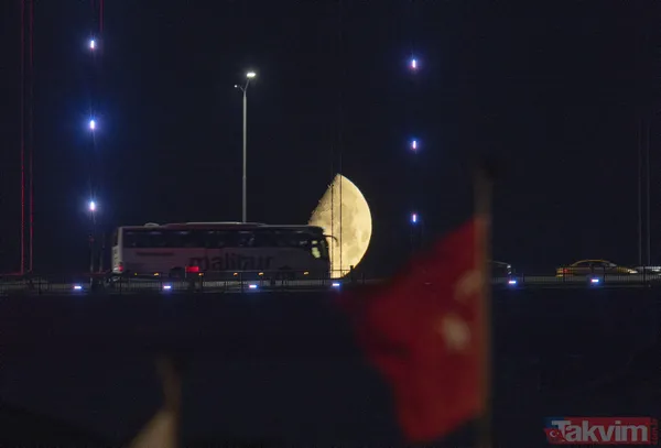 İstanbul'da kartpostallık görüntüler... Yarım ay büyüledi - 19