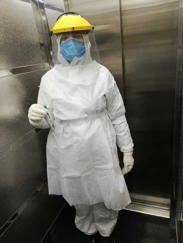 filyasyon-ekipleri-gorevlerinin-basinda-cocuklarimizdan-ayri-gecirdigimiz-son-anneler-gunu-olsun-1620587871295.jpeg Filyasyon ekipleri görevlerinin başında! "Çocuklarımızdan ayrı geçirdiğimiz son Anneler Günü olsun..."-3