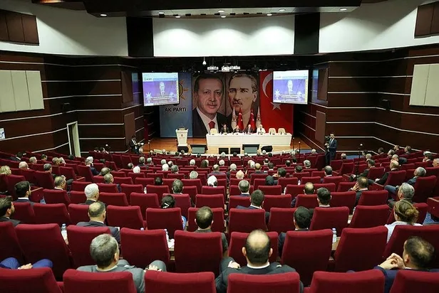 baskan-erdogandan-mykya-yerel-secimler-icin-aday-talimati-halkin-adamini-secin-1697264900057.jpeg Başkan Erdoğan'dan MYK'ya yerel seçimler için aday talimatı: Halkın adamını seçin-2