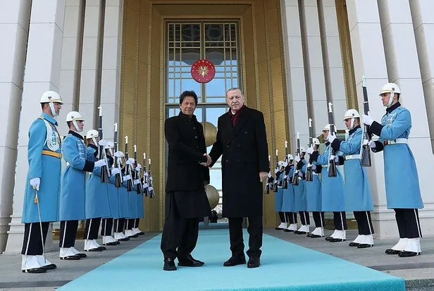 pakistanin-ankara-buyukelcisi-sirus-seccad-gazi-gokyuzunun-bile-limiti-var-pakistan-ve-turkiye-is-birliginin-sonu-yok-1639493850931.jpeg Pakistan'ın Ankara Büyükelçisi Sirus Seccad Gazi: Gökyüzünün bile limiti var Pakistan ve Türkiye iş birliğinin sonu yok-5