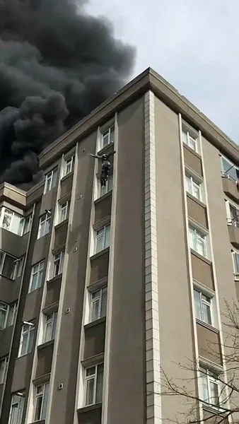 bagcilarda-yangindan-kurtulmak-icin-6-kattan-atlayan-yasli-tamirci-oldu-1619537431957.jpg Bağcılar'da yangından kurtulmak için 6. kattan atlayan yaşlı tamirci öldü-5