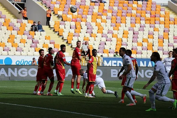 yeni-malatyaspor-2-3-ittifak-holding-konyaspor-mac-sonucu-1650815205356.jpeg Yeni Malatyaspor 2-3 İttifak Holding Konyaspor | MAÇ SONUCU-3