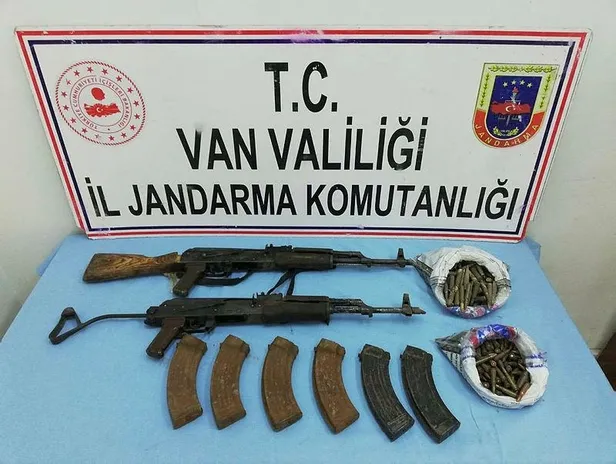 Son dakika: Van'da terör operasyonu: PKK'lı teröristlere ait silah ve yaşam malzemesi ele geçirildi-1