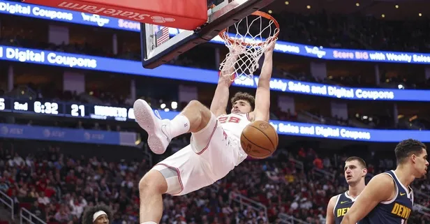 Houston’ın yıldızı Alperen Şengün NBA'da dikkat çekmeye devam ediyor! Denver’a karşı 21 sayı, 15 ribaunt, 2 asist...