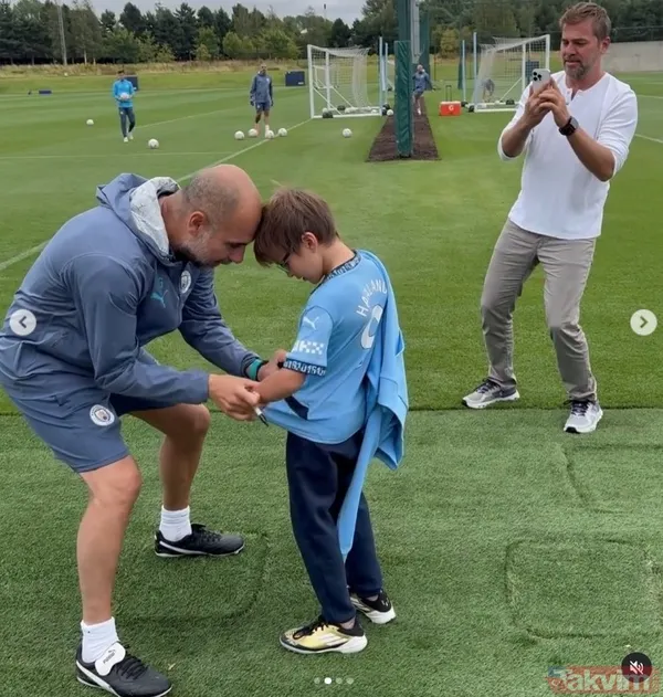 Engin Altan Düzyatan'ın oğluna bakın! Manchester City'in antrenmanını izlemeye gittiler - 7