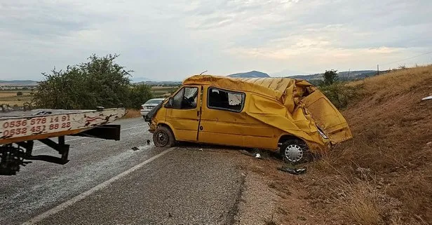 Denizli'de korkunç kaza! 1’i ağır 3 yaralı