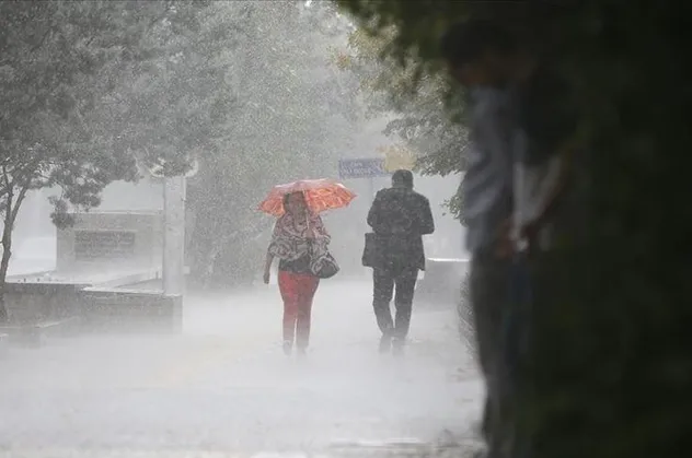 HAVA DURUMU | Meteorolojiden o illere kuvvetli yağış uyarısı | 7 Aralık İstanbul'da hava nasıl olacak?