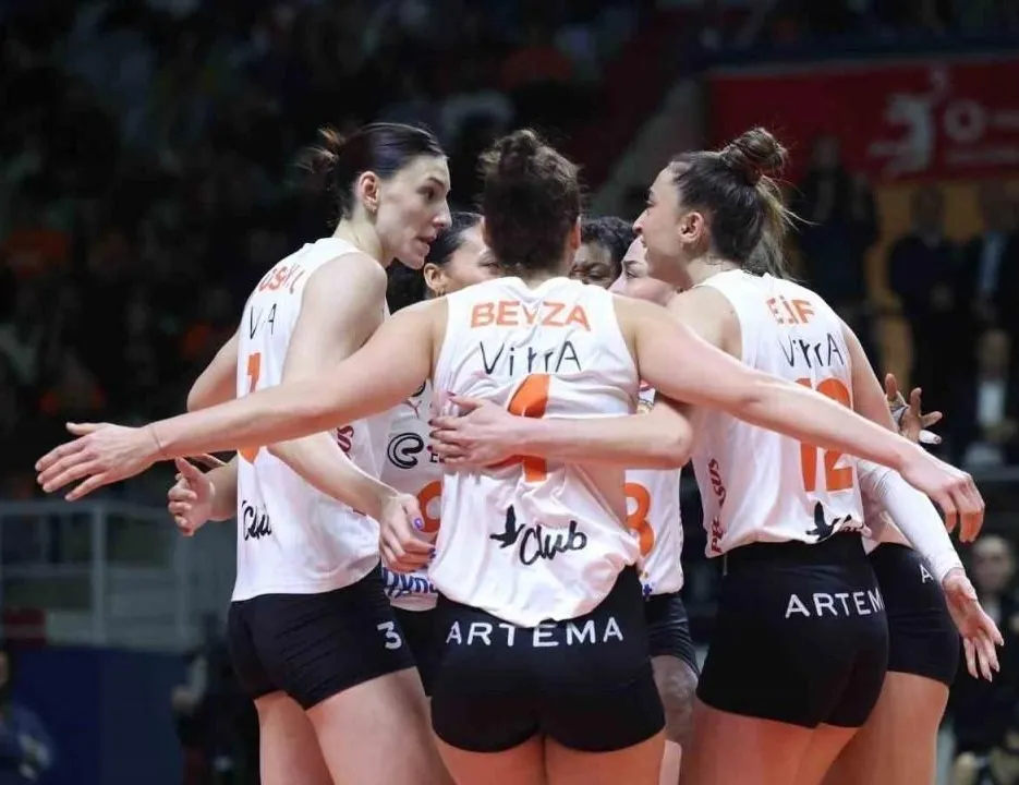 Eczacıbaşı veda etti