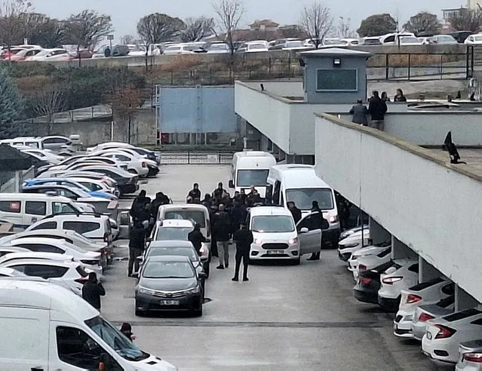 Halil Umut Meler'e saldırıyla ilgili 4 kişiye dava açıldı! Faruk Koca ve hakeme tekme atanların ifadesi ortaya çıktı-5