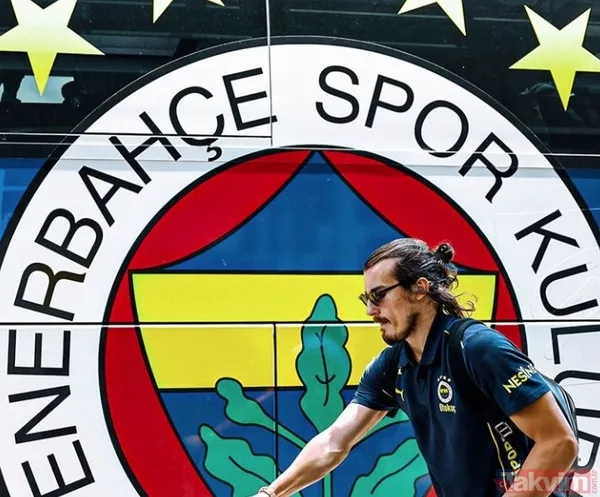 Jose Mourinho'nun 2 numarası Çağlar Söyüncü baba oluyor! Fenerbahçeli oyuncu mutlu haberi böyle duyurdu! Cinsiyeti belli oldu mu? - 2