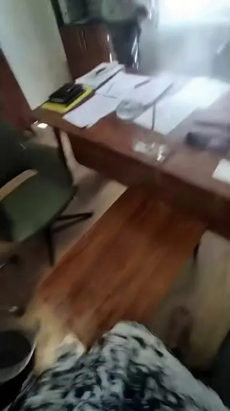 Kaynar su üzerine dökülen şantiye şefi hastaneye kaldırıldı.