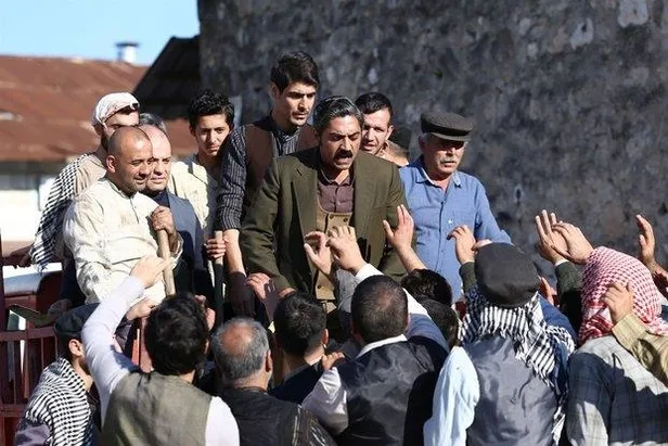 Bir Zamanlar Çukurova’nın 12. yeni bölümü yayınlandı | Bir Zamanlar Çukurova 11. son bölüm tek parça izle!-7