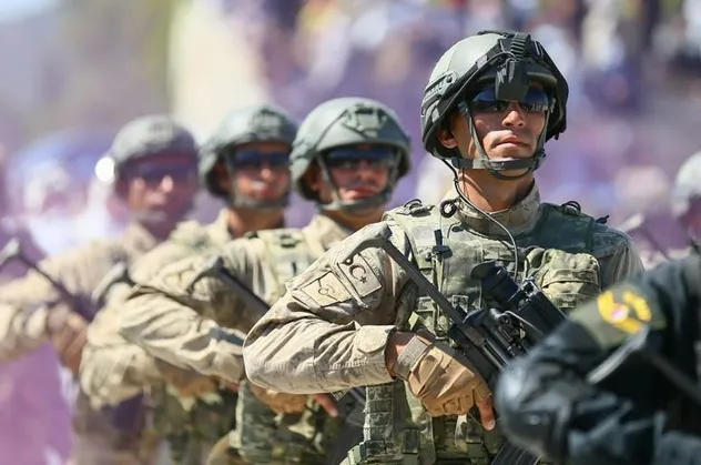 Ağ parmak Tahıl piyade komando uzman erbaş Daha sonra Önem berraklık