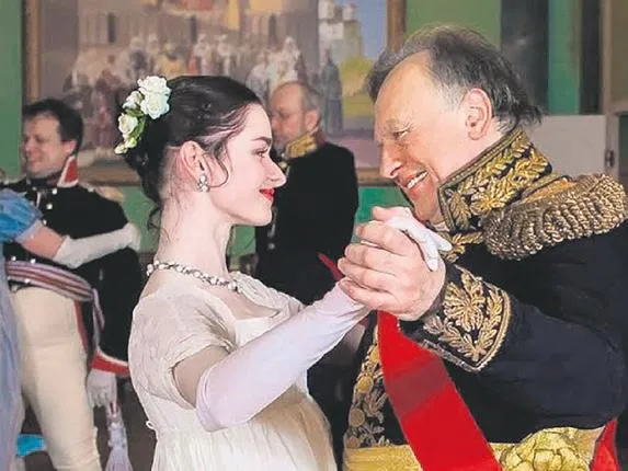 Rus tarihçi Oleg Sokolov, sevgilisini parçalara ayırdı-1