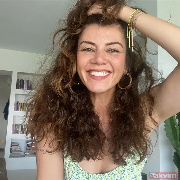 Gökçe Bahadır bornozuyla kamera karşısına geçti! Emir Ersoy’un biricik eşine bakın hem küvet hem yatak pozuyla sosyal medyayı salladı - 7