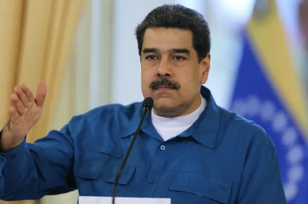 Maduro darbe girişimi sonrası harekete geçti