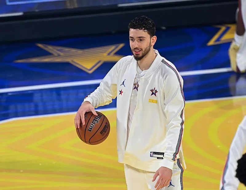 Alperen 24 sayı attı