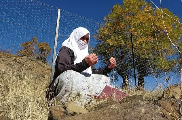 Lütfü Türkkan'ın oğluna küfrettiği şehit annesi Telli Gümren: Sabaha kadar uyuyamadım