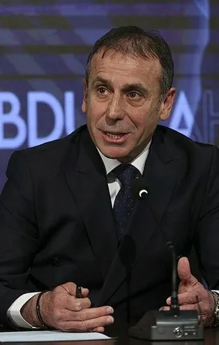 Abdullah Avcı 5 yıl daha Medipol Başakşehir’de (Yurttan ve dünyadan spor gündemi)