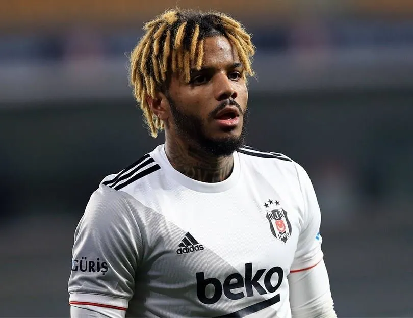 Rosier&Ghezzal imzaya geliyor