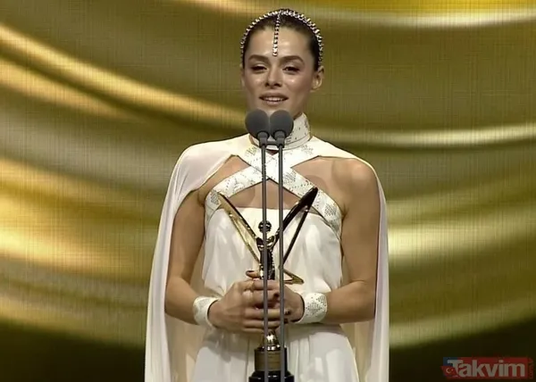 İrem Helvacıoğlu ile Ulaş Tuna Astepe en iyi dizi çifti oldu! 45. Altın Kelebek Ödülleri kime verildi? 2018 - 33