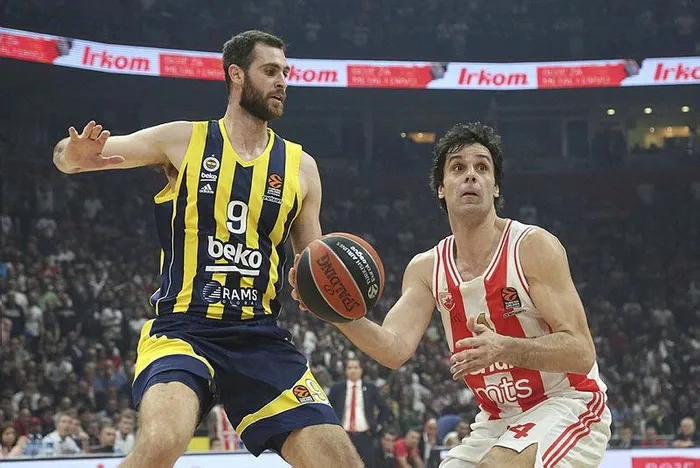 Fenerbahçe Beko'ya Georgios Papagiannis’den kötü haber-2