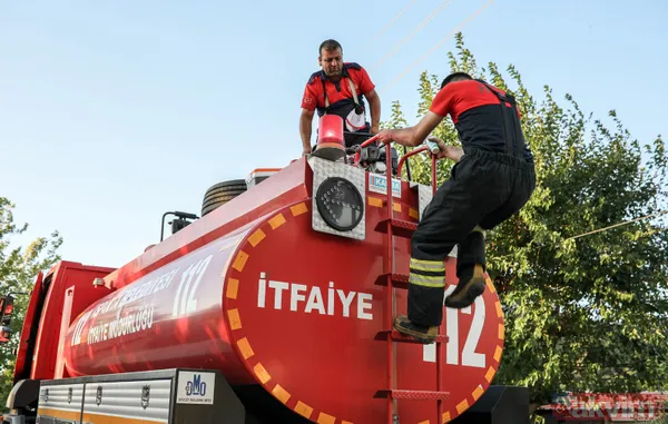 Yeni evli itfaiye eri Ahmet Davşan yangın haberini alınca balayını iptal edip Antalya Manavgat'a geldi - 11