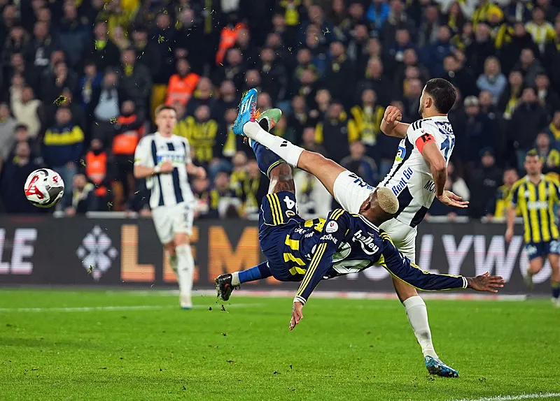 Spor yazarları Fenerbahçe-Kasımpaşa maçını değerlendirdi - 12