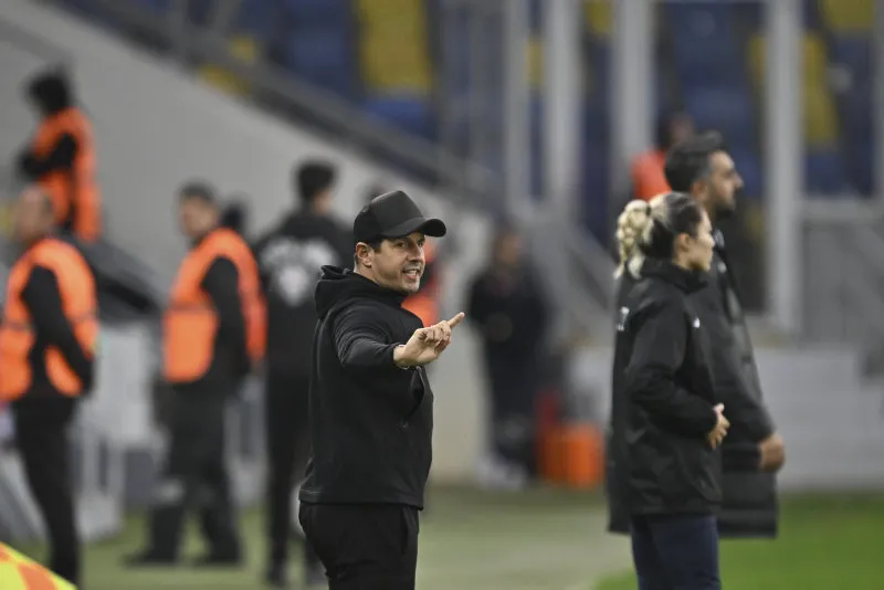 Emre Belözoğlu'dan olay sözler! İstifa beklenirken... - 2