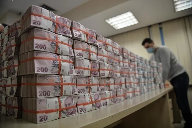yilbasi-cekilisi-kazanan-rakamlar-2022-120-milyon-tl-buyuk-ikramiyeyi-kazanan-numara-1640964424899.jpg Yılbaşı çekilişi kazanan rakamlar 2022! 120 milyon TL büyük ikramiyeyi kazanan numara...-4
