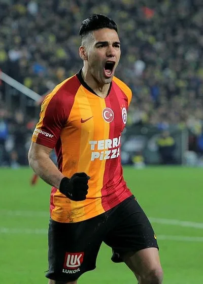 2.3 milyarlık büyük kriz! Kulüpler 'feda' dedi, gözler milyonlar kazanan yıldızlara çevrildi...-7